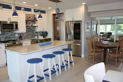 Image de Unwind at Jamaica Royale T31: Beachfront Condo with Gulf Views & Modern Comforts