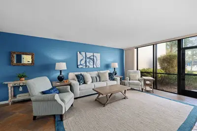 Image de Midnight Cove Ii 611f: Ground-floor Bayside Condo with Access to Pool and Beach