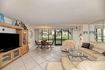 Image de Midnight Cove Ii 810f - Roomy Bayside Condo in Siesta Key