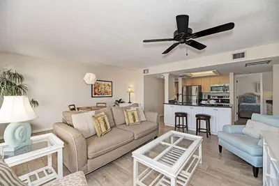 Image de Midnight Cove Ii 831f - Beautiful Siesta Key Vacation Rental!