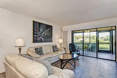 Image de Midnight Cove Ii 912c - Beautiful Sunrise Views! Ground-level Siesta Key Condo
