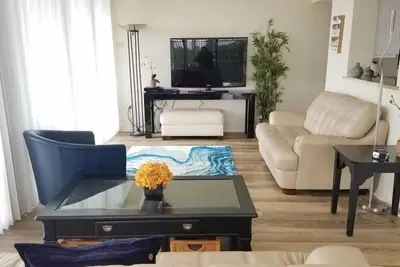 Image de Our House at the Beach E-304 beautiful remodel with views!