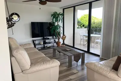 Image de Next to the Beach - Our House at the Beach W-103