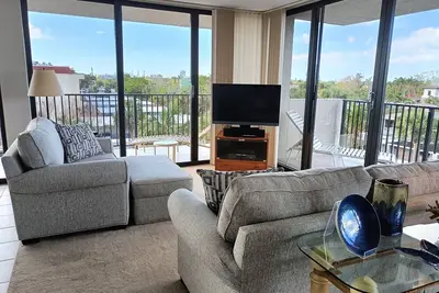Image de Our House at the Beach W-302 Warm and Inviting!