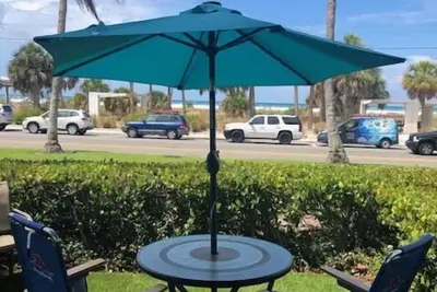 Image de Sunset Royale - 100- Outdoor Patio directly across from Siesta Key Beach.