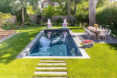 Image de Greenport Village Home with Heated Salt Water Pool