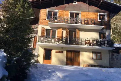 Image de Chalet Cosy, 12/14 personnes, Ă 300m des pistes de ski