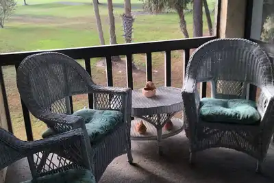 Image de Lovely views from the lanai in this 2br 2ba condo with heated community pool