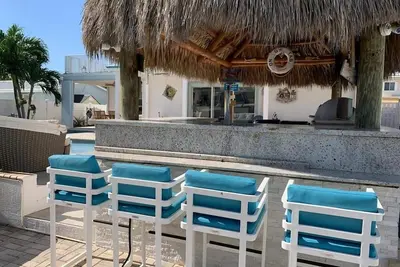 Get ready to dive into your Islamorada Retreat