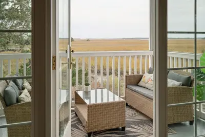 Image de Marshwinds 2a! Marsh View Condo, Community Pool & Short Walk To The Beach