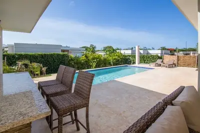 Image de Modern Villa with Private Pool in Gated Community
