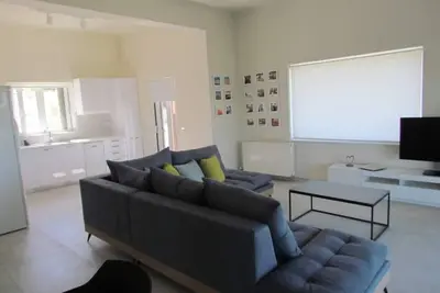 Image de Beautiful 3-Bed House in Chania with garden