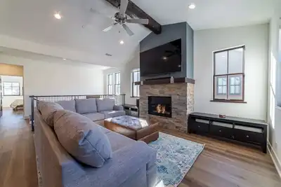 Image de New Build Creekhouse at Snowcreek Vii 571