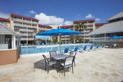 Image de Family Fun in the Caribbean! Beachfront Resort w/ Kitchen & Onsite Mini Golf!