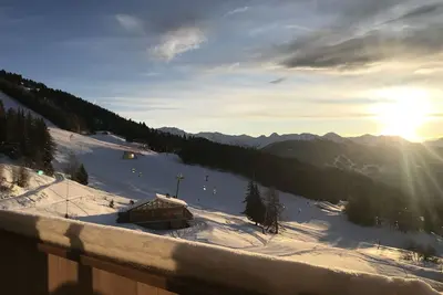 Image de Appartement ski aux pieds dans Residence de Luxe 12 personnes
