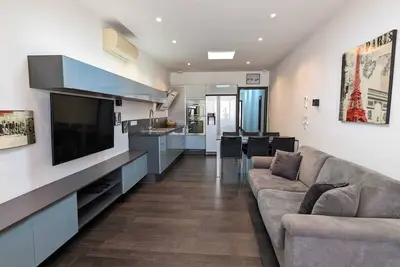 Image de Porticcio - 100 m de la plage Appt T3 tout confort