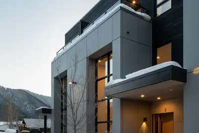 Image de The Glenwood Townhouse. Private 5 Story Luxury Residence in Downtown Jackson!