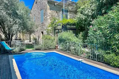 Image de La Maison de village de Grignan, piscine privée