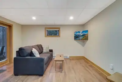 Image de New Lower Level Disciples Village Condo | Sleeps 6 Guests | Gas Fireplace