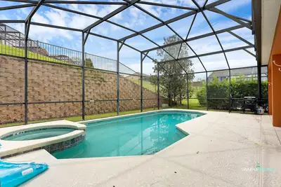 Disney Hideaway: Private Pool & Overflowing Spa