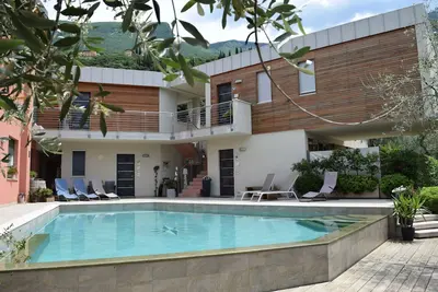 Image de \"Casabana \"App. Girasole with private garden -top pool 023045-Loc-00051