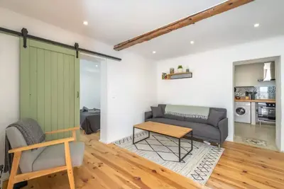 Image de Newly renovated flat in historic city center