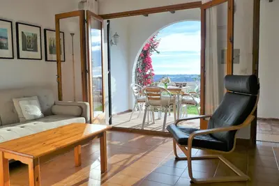 Image de Lovely apartment with great views to the sea - 5 min from the beach!