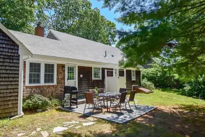 Image de 3 Min Walk to Beach on Long Pond!