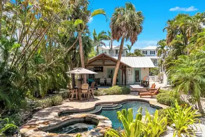 Image de Shady Mango by Duncan Real Estate