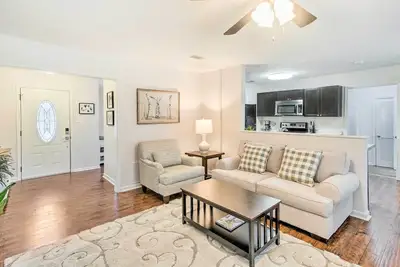 Image de Bright Hinesville Home, 43 Mi to Savannah!