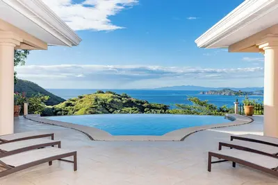 Image de Stunning Fully Remodeled Ocean View Home - Casa Pom Pom