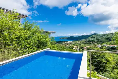 Image de Stunning Brand New Home with incredible ocean view in Pacifico