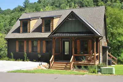 Image de Riverfront on the Tuck! Close to Wcu