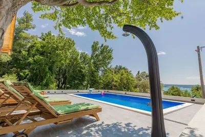 Image de Bel appartement pour 4 personnes avec Wifi, piscine, climatisation, Tv, patio et parking