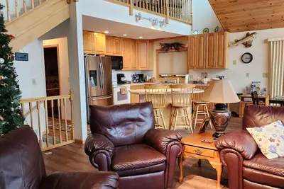 Image de Lakefront Deck w\/ Unmatched View and Location - New Deck