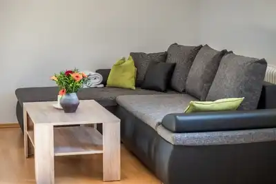 Image de Luxuriöse Ferienwohnung mit Badewanne und Balkon