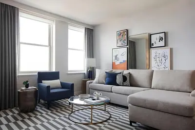 Image de Conveniently Located in Downtown! Close to Fort Worth Zoo! Bike Rental!