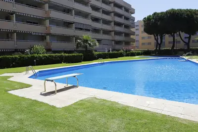 Image de Appartement 4 chambres, à 180m de la plage, piscine, parking souterrain, WiFi