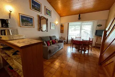 Image de Appartement spacieux près du Lac de Vonnes, à Châtel, prox. centre & télésièges, parking & balcon sud