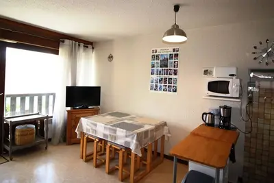 Studio cabine 4 personnes au pied des pistes avec balcon et parking - Auris en Oisans