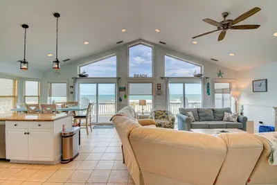 Image de \"Klumzy Pelican\" - Oceanfront Duplex in Surf City - Dog Friendly