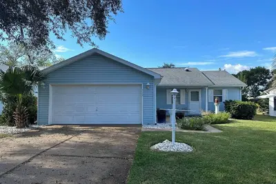 Image de 2/2 in The Village of Mira Mesa