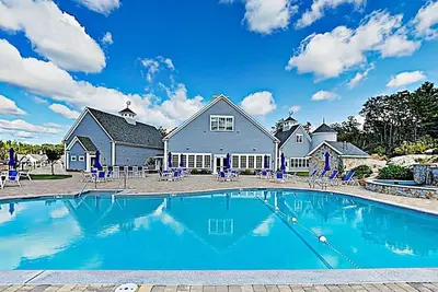 Image de Salt Life A Charming Cottage loaded w\/ Amenities Inc. Pool