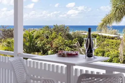 Image de Modernized Beachside Home in Peregian Beach