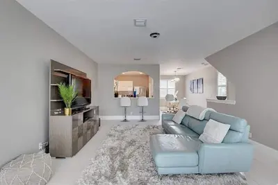 Image de Modern Townhome w/heat Pool