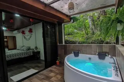 Image de Charming place with private Jacuzzi