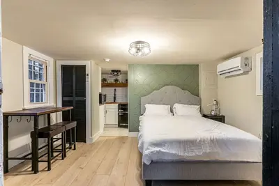 Image de Cozy Cabin in a rural setting (#12) in Temple Nh