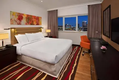 Image de Two Bedroom Apartment Near Mall Of Emirates Ac
