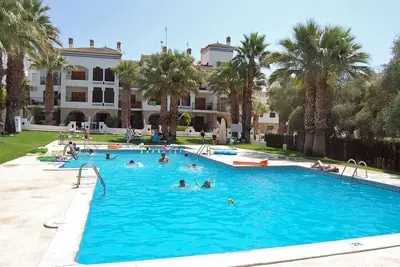 Image de Perfect 1 Bed Apt Villamartin Plaza, South Facing Balcony And Sun!