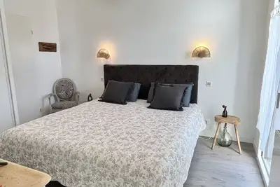 Image de Maison au calme/ plage Ă 10Â min Ă pied. Wifi 5pers. Parking